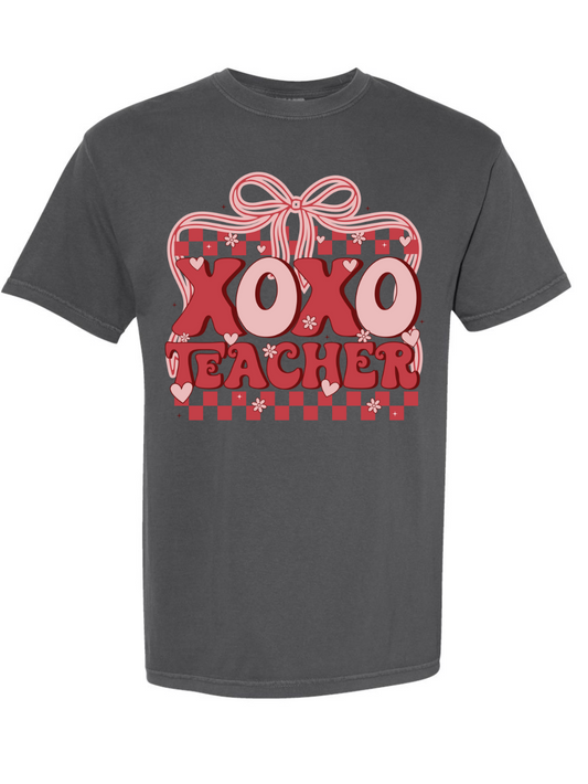 XOXO Teacher Comfort Colors Graphic T-Shirt